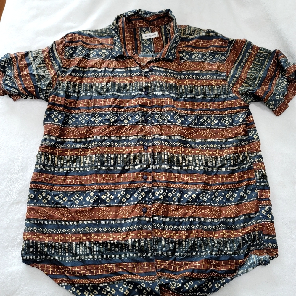 Vintage Bogari Men's 100% silk short sleeve shirt. Size Large